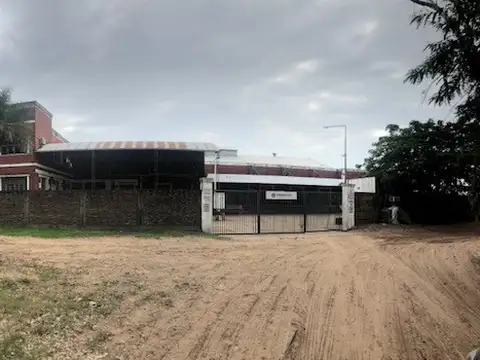 AVENIDA DEL PUERTO 1400