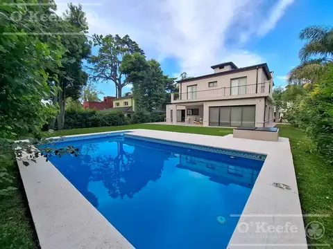 Casa en alquiler en Fincas de Iraola 1 con pileta. Hudson. Berazategui