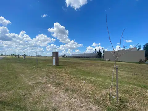 Terreno en Venta 15  mts Frente