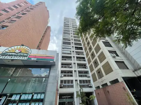 Departamento 3 dormitorios y cochera! Sobre Chacabuco