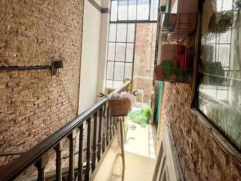 Montevideo e/ Rivadavia y Bartolomé Mitre