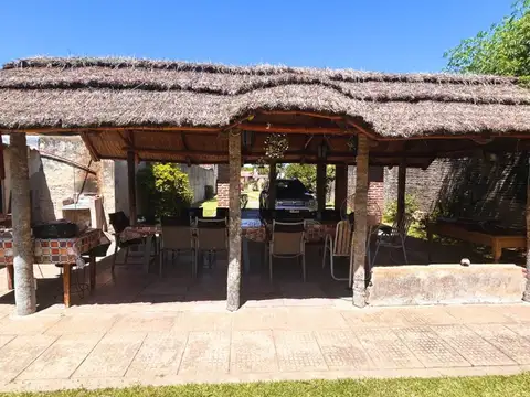 VENTA CASA QUINTA 5 AMBIENTES EN PASO DEL REY