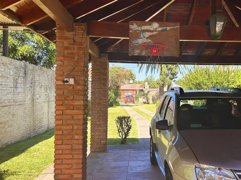 VENTA CASA QUINTA 5 AMBIENTES EN PASO DEL REY