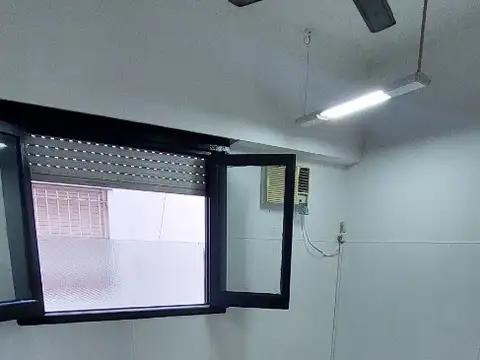 Oficina en Venta en Lanus Oeste, USD 59.000