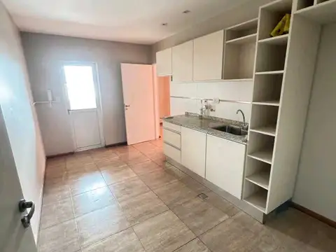 Departamento en venta de 2 Dormitorios Irigoyen 2040
