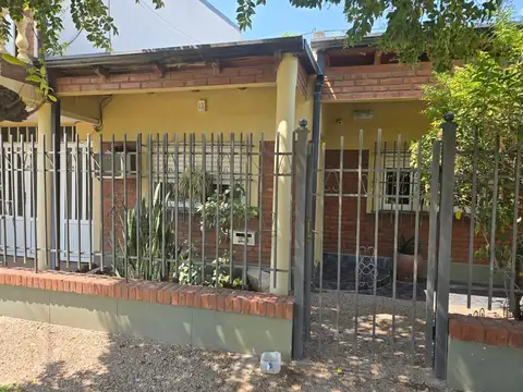 Casa 6 ambientes con 3 baños