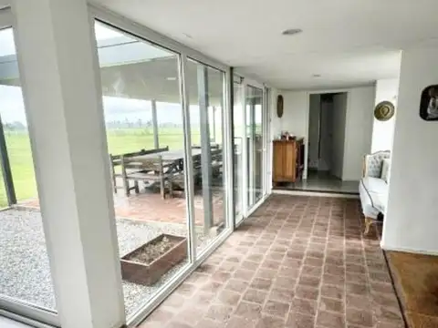 Casa 4 ambientes con 3 baños