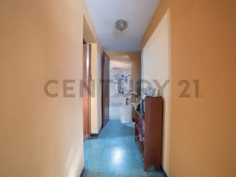 VENTA CASA 4 AMB. EN PALOMAR AV. ROSALES 2100