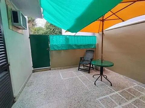 Depto Tipo Casa en Venta 75 años