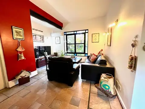 VENTA CASA  AMB. CON PISCINA Y GARAGE  QUINTA GALI