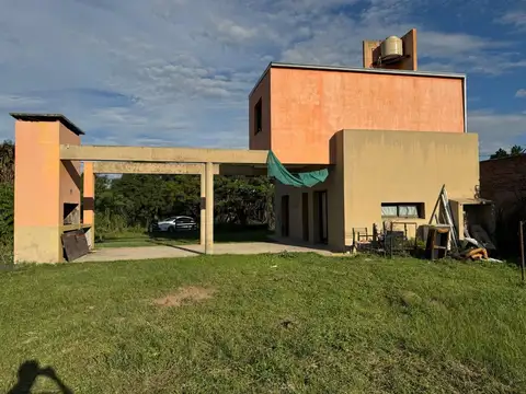 Casa en venta en Arroyo Leyes km 10.5