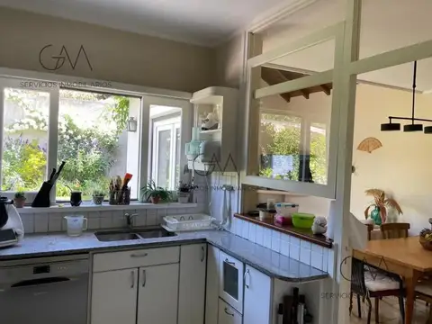 Roca 1000 Mar del Plata, Mar Del Plata, Buenos Aires, Argentina.