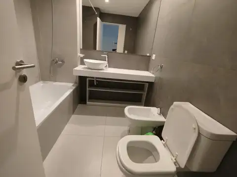 Departamento en Alquiler en Colegiales, $ 580.000