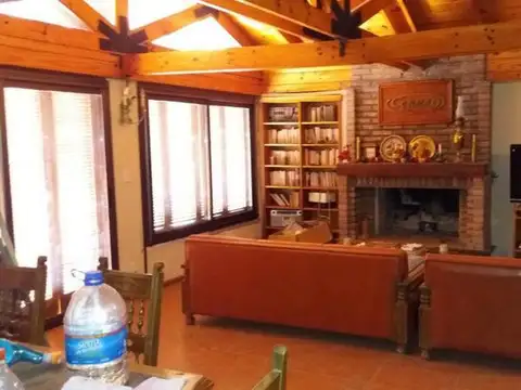 Casa en Venta en Funes, USD 420.000