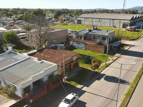 Casa 6 ambientes con 1 baño