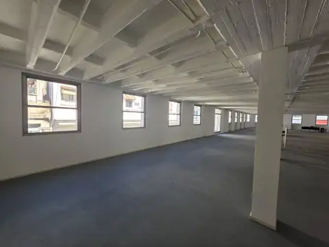 Oficina en alquiler en Microcentro