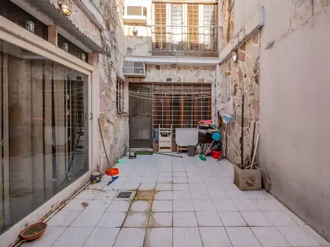 VENTA CASA 4 AMBIENTES-SAN ISIDRO- PERMUTA