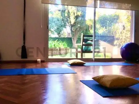 MONSEÑOR ANDRÉS CALCAGNO 500, Piso 0