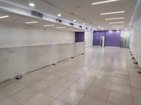 Local en Alquiler en Barrio Norte, $ 30.000.000