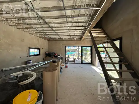 Domingo Prat , esquina C. Rural Guastavino- Pilar