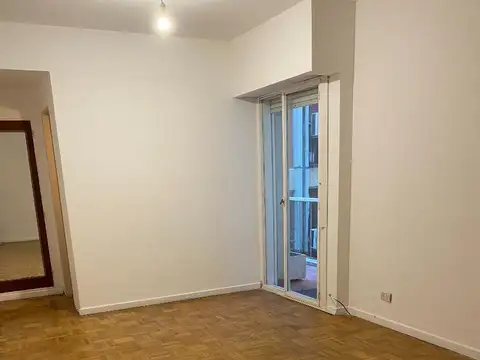 Hermoso departamento con balcón en excelente ubicación