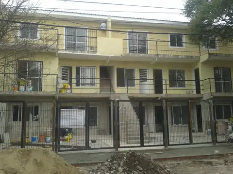  DEPARTAMENTO 2 AMB EN PB CON PATIO 
