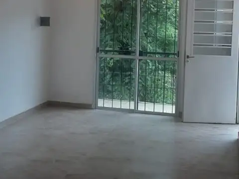  DEPARTAMENTO 2 AMB EN PB CON PATIO 