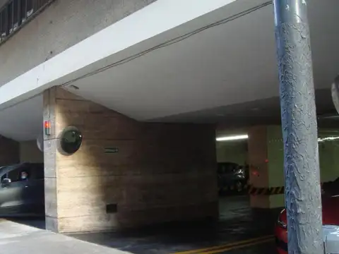 Ampl coch fija seg 24 hs grupo electr serv lav valet parking