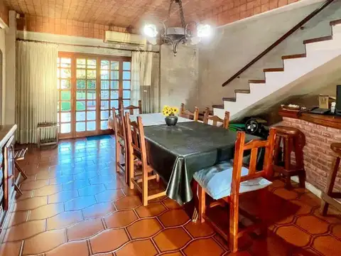 Casa en Venta en Bernal, USD 180.000