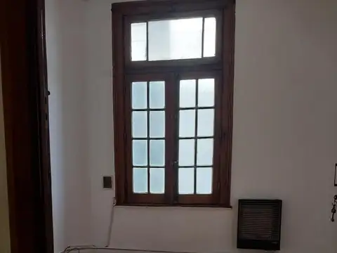 R.E.S.E.R.V.A.D.A Regias oficinas ubicadas en el histórico edificio -Pasaje Urquiza