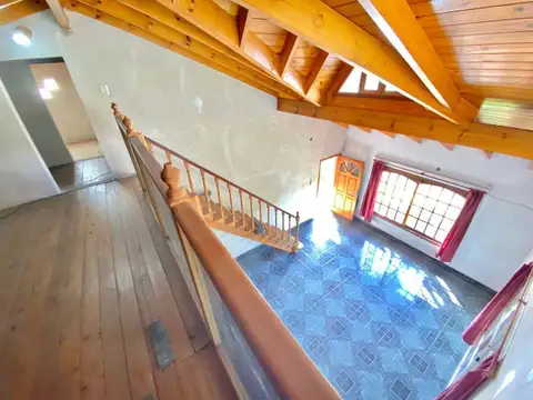 CASA 4 AMBIENTES QUINCHO PILETA COCHERA