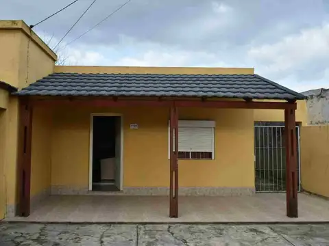 Casa comoda con potencial y 3 dormitorios