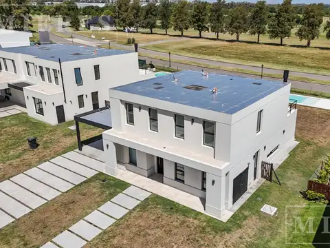 Casa en venta en Pebble Beach, Pilar Golf