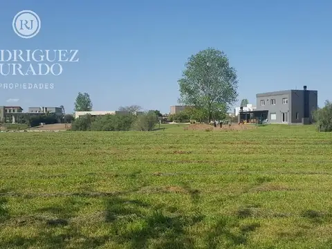 Terreno en Venta en El Canton, USD 110.000