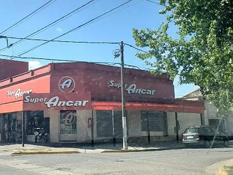 Av 23 - Mitre esquina 38