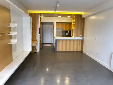 Monoambiente con balcón en alquiler en Colegiales