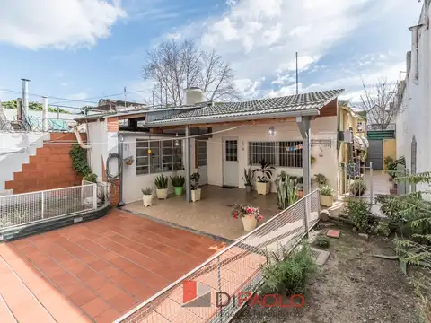 Venta casa 3 aambientes lote propio en Villa Lynch