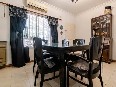 Depto Tipo Casa en Venta en Carapachay, USD 209.000