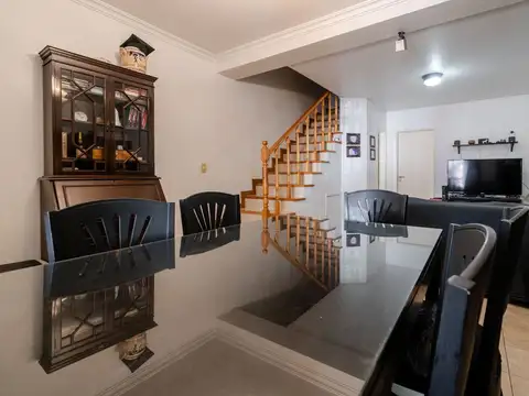 Depto Tipo Casa en Venta 19 años