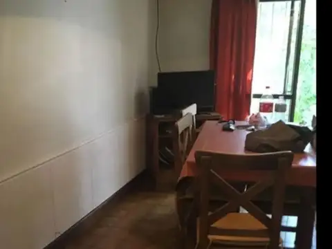 CASA 3 DORMI, GONNET, AMPLIOS AMBIENTES, PILETA