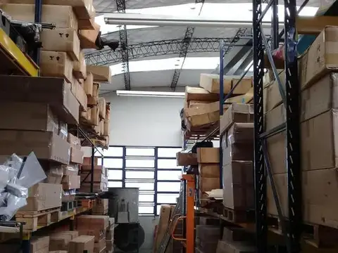 Galpon en Venta en General San Martin, USD 245.000