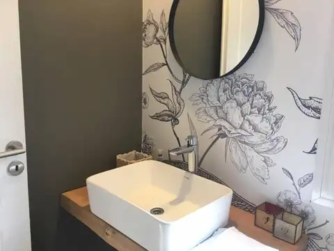 Casa 6 ambientes con 3 baños