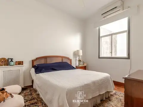 Carlos Pellegrini  y Arroyo / 3 amb / Apto profesional / Retiro / Venta