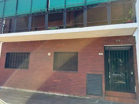 ALQUILER 3 AMBIENTES PB CON PATIO Floresta