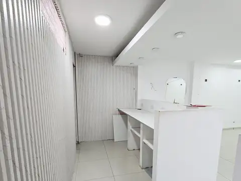 Local en Alquiler en Villa Bosch, $ 600.000