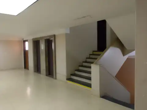 Oficina en Alquiler 50 años