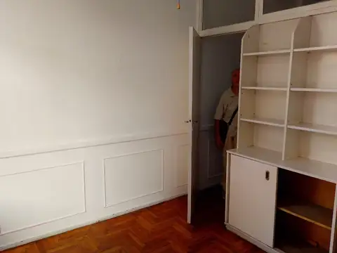 Oficina en Alquiler 50 años