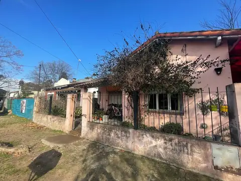 VENTA CASA GARIN CON ESCRITURA A RECICLAR