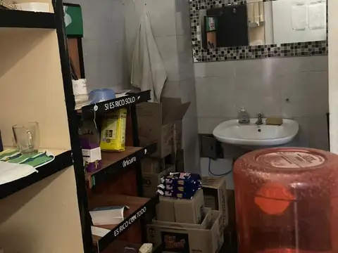 Local - Venta - Argentina, Capital Federal - Ramon L. Falcon  6991