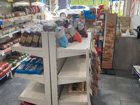 Local - Venta - Argentina, Capital Federal - Ramon L. Falcon  6991